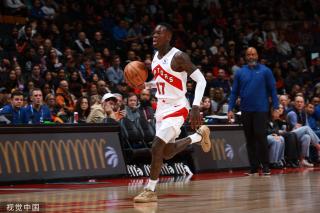 赛中屡创佳 赛中屡创佳