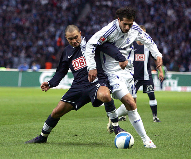 轻球员的独 轻球员的独