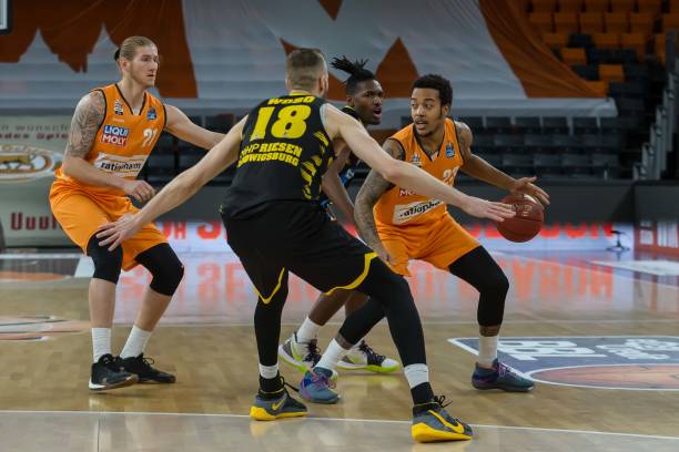 关键人物 关键人物